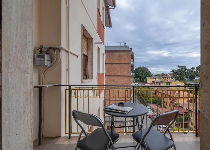 Apartamento Guesthost - Comfy Flat Steps Away From Station