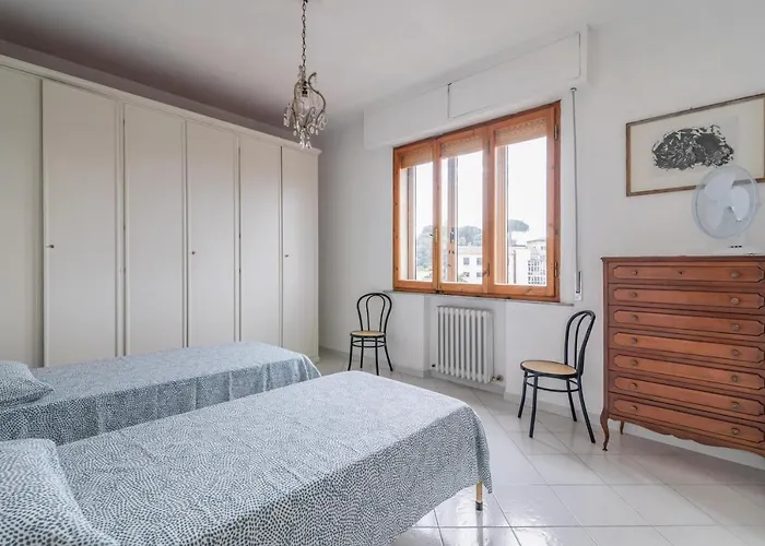 아파트 Guesthost - Comfy Flat Steps Away From Station